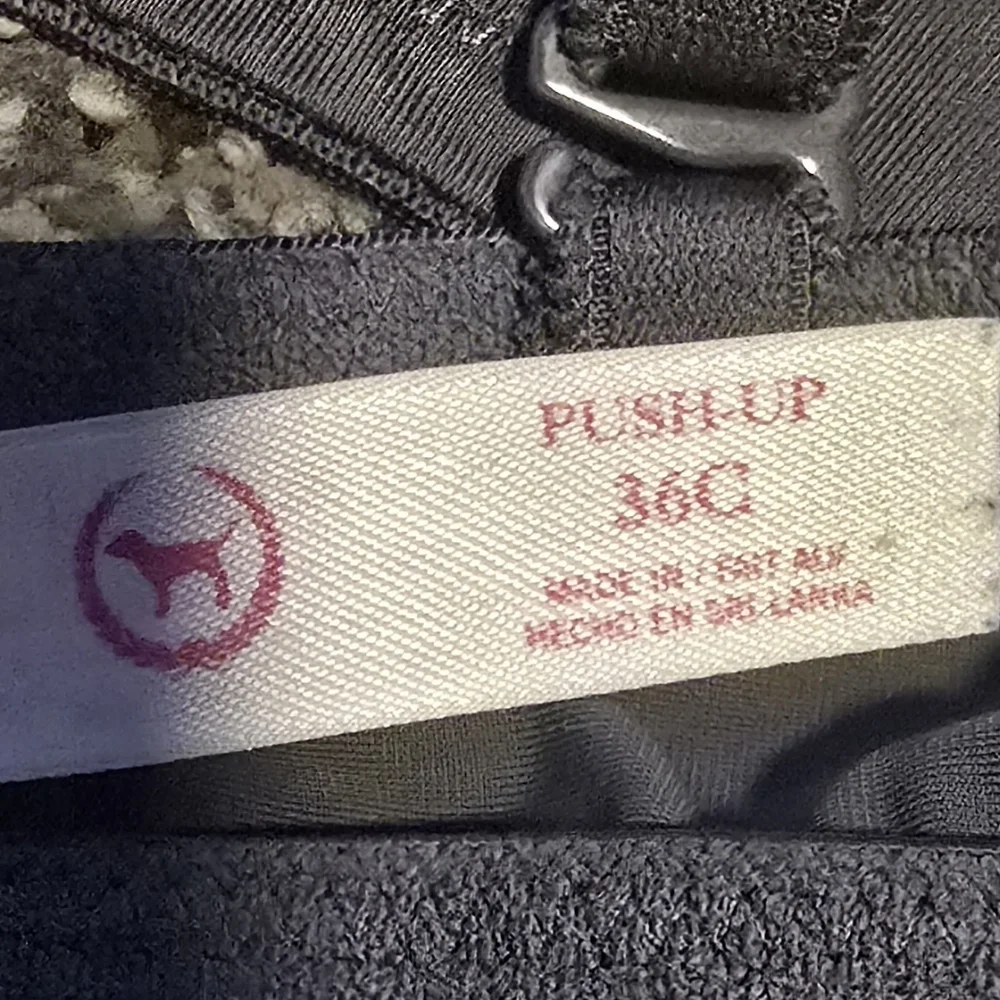 Victoria's Secret push-up bra, from Very Sexy demi line Gray satin Size 36C - Picture 7 of 8